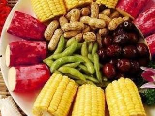 吃生瓜肚子难受,揭秘生食瓜果的潜在风险