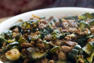 烧鸡吃瓜,夏日美食新风尚