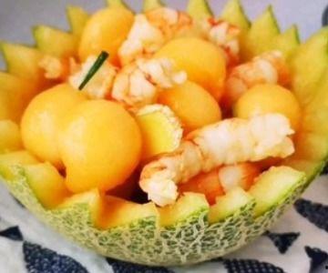 吃了虾可以吃哈密瓜吗,食用搭配的奥秘解析